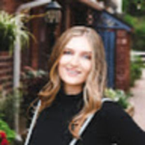 Meet your Posher, Kacey